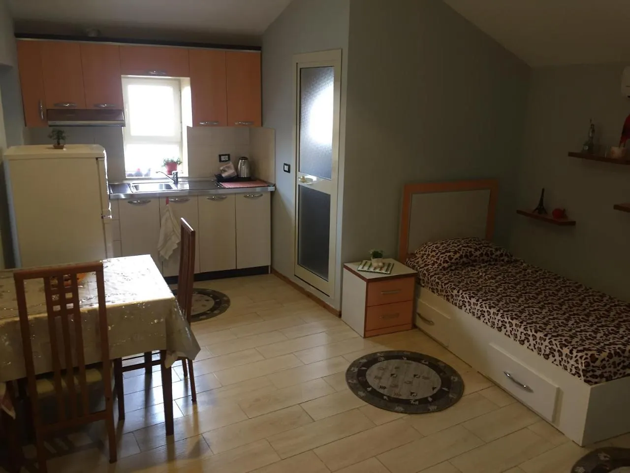 Lille France Apartments Shkoder Aparthotel