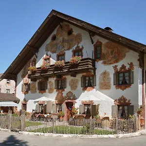 Zum Kirchenbauer Gasthuis Oberammergau