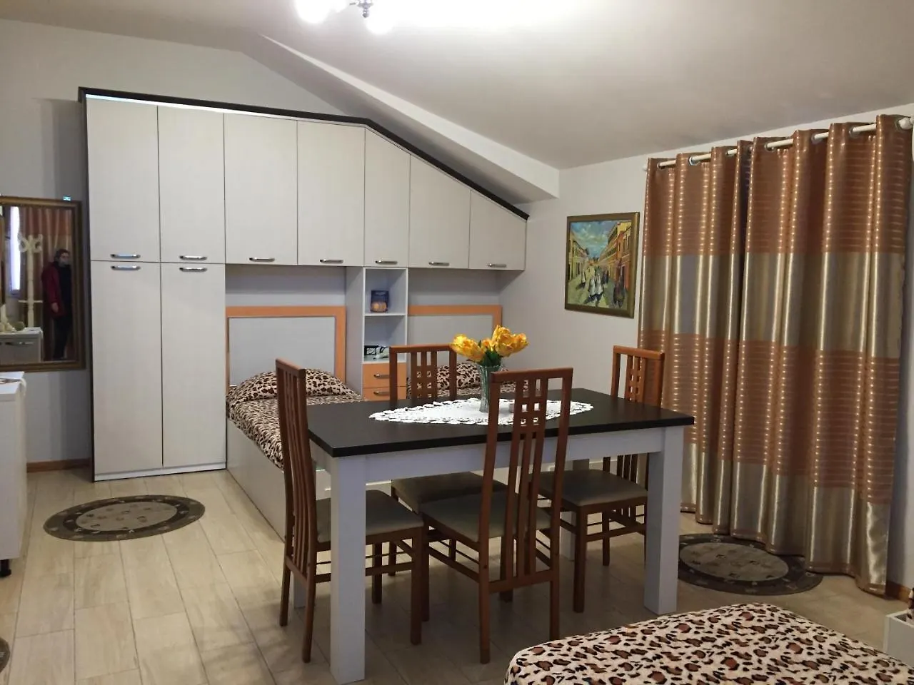 Lille France Apartments Shkoder Aparthotel